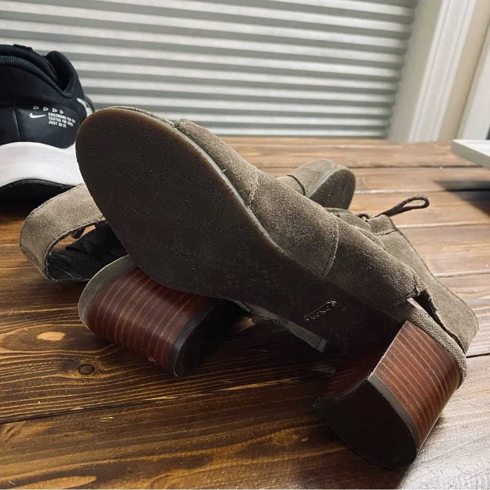 Vionic Bristol Suede Genuine Leather Lace-Up Dark Taupe Sandal Booties Size 6.5‎